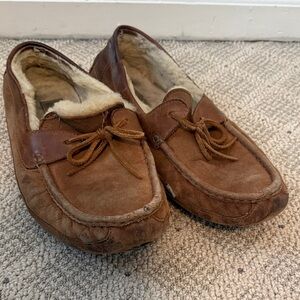 UGG Men's Tan Leather Slip-On Loafers